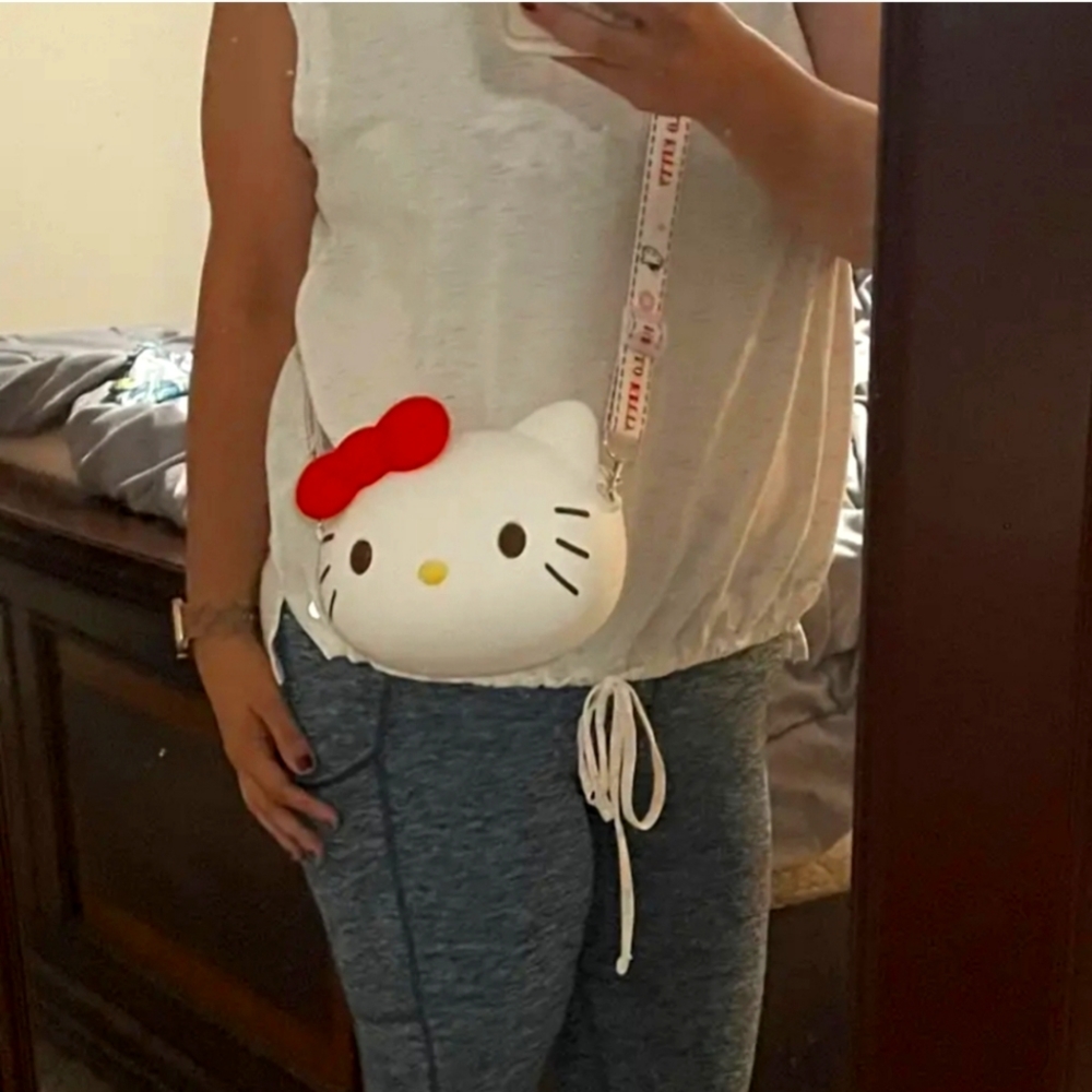 Hello Kitty large crossbody